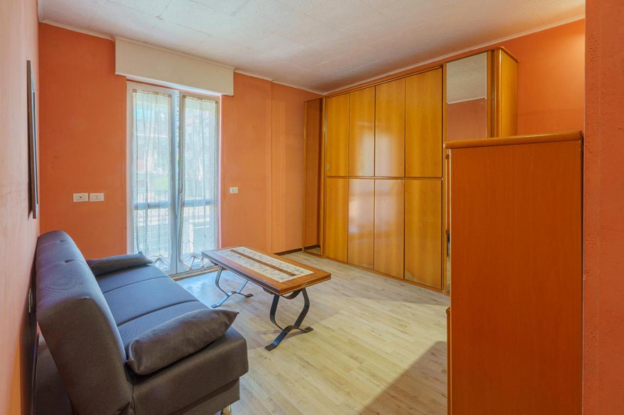 The Orange Housing In コモ エクステリア 写真