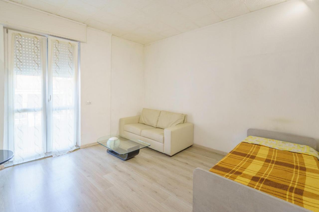 The Orange Housing In コモ エクステリア 写真
