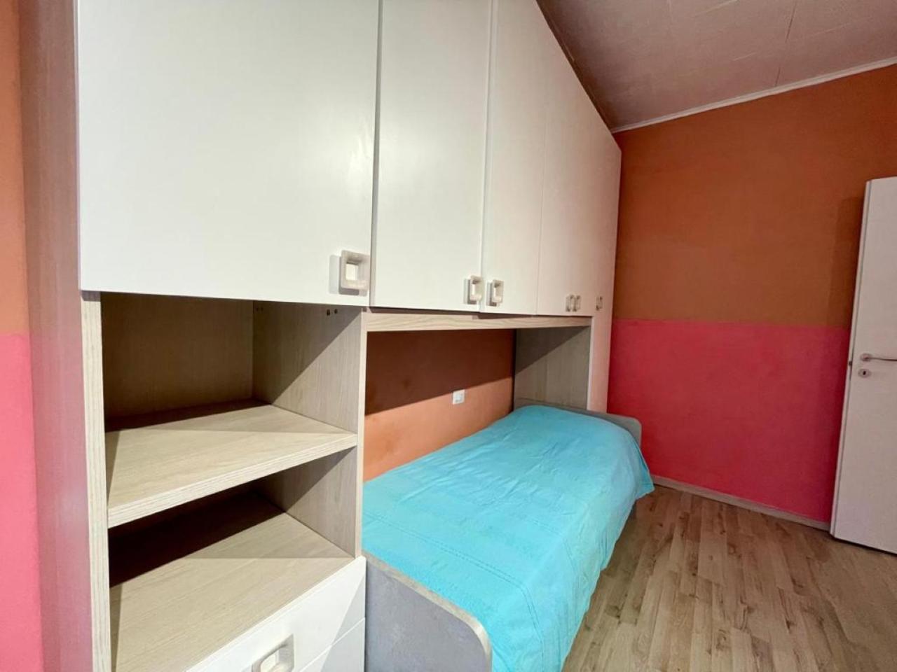 The Orange Housing In コモ エクステリア 写真